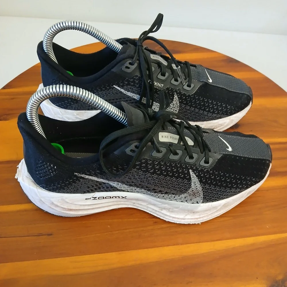 Nike Pegasus Plus Women 6.5 Black Flyknit ZoomX Running Shoes FQ7261-002